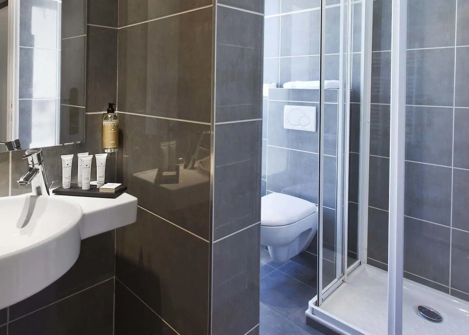 Du Eugene Hotel 3*